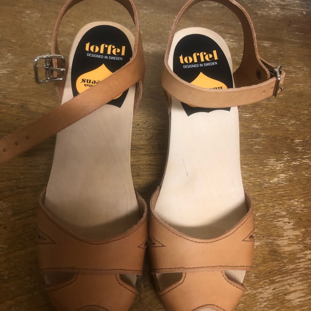 Brand new in box Swedish Hasbeens